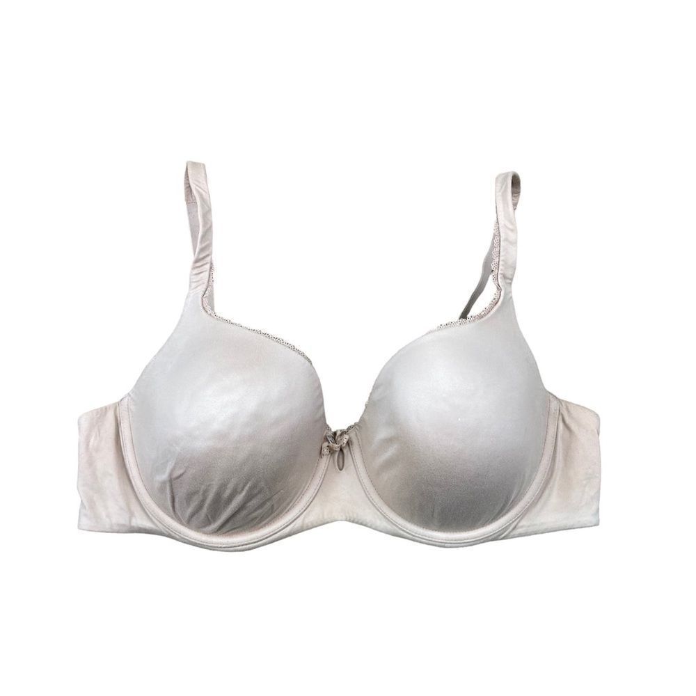 Victoria’s Secret body by Victoria lined demi nude bra